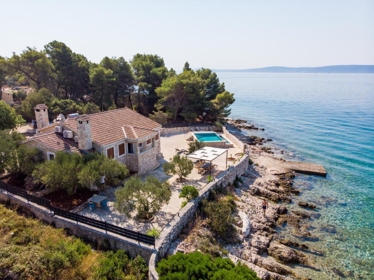Villa Rudini With Heated Pool Okrug Gornji Exteriör bild